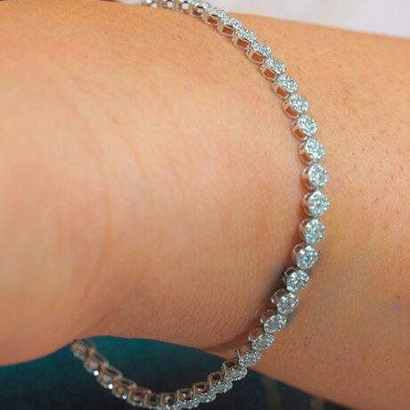 VELORA CUFF EARRING