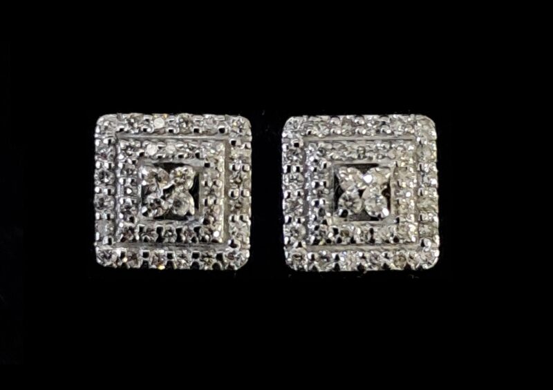 TACITA DIAMOND STUD