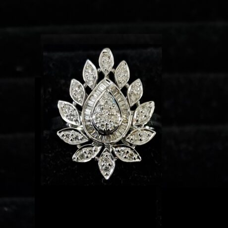 LISA NORTH RING