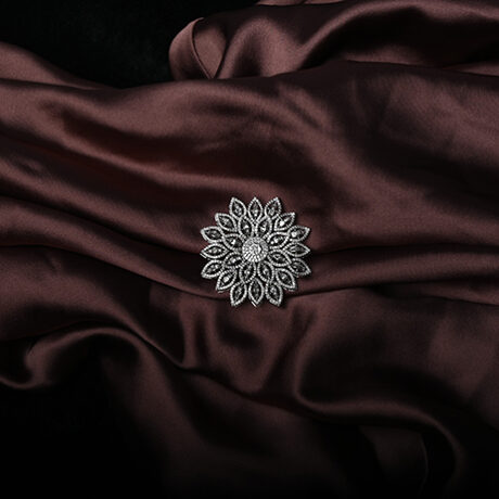 GLARE PRISM BROOCH