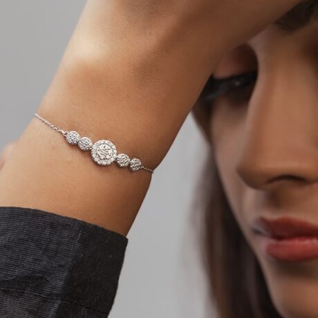 DELICIATE RISHA BRACELET